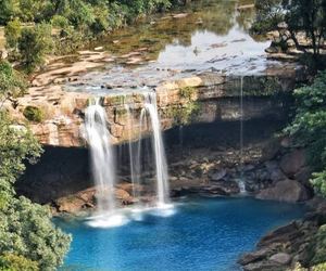 Krang Suri Falls: Meghalaya's Turquoise Swimming Paradise (Updated: 2026)